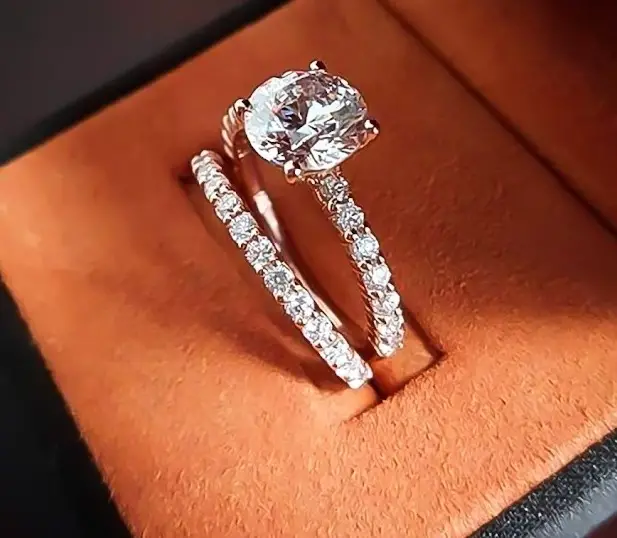 Cầu Hôn Đeo Nhẫn Ngón Nào? 5 Ý Nghĩa &Amp; Lựa Chọn Chuẩn Xác 3 Cầu Hôn Đeo Nhẫn Ngón Nào? Ý Nghĩa Lựa Chọn Chuẩn Xác